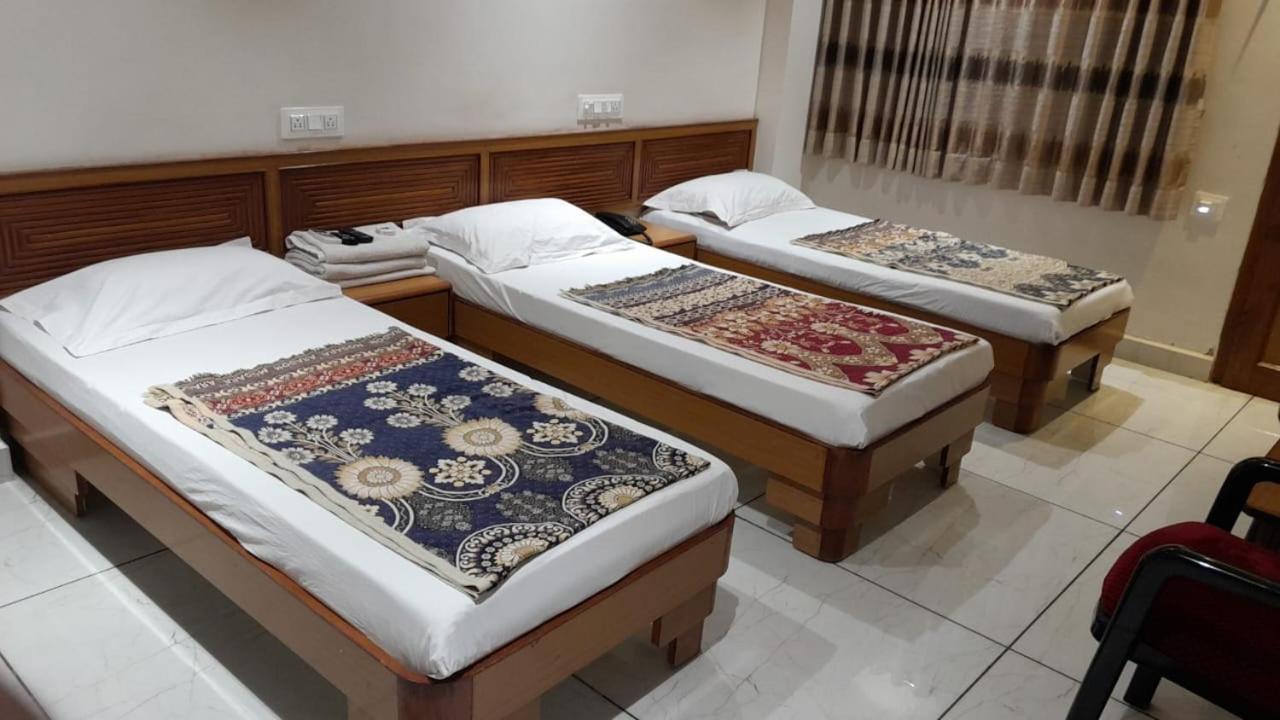 Hotel Ankit Virpur Exterior foto